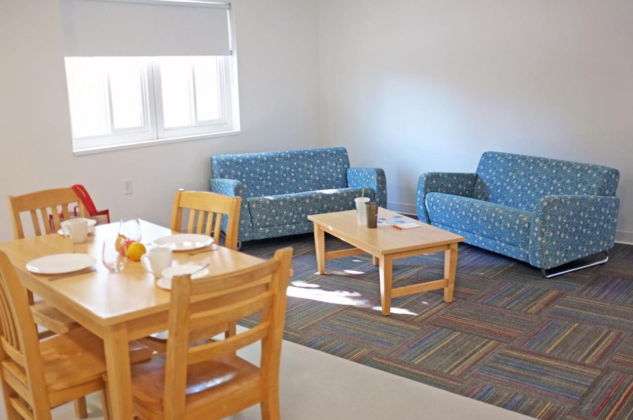 Ubc Okanagan Campus เคโลว์นา ภายนอก รูปภาพ