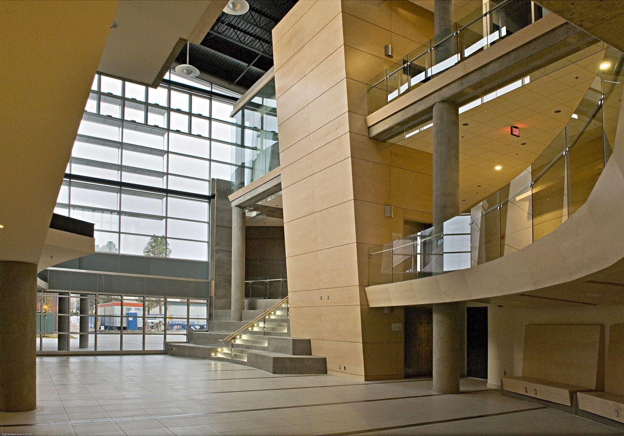 Ubc Okanagan Campus เคโลว์นา ภายนอก รูปภาพ